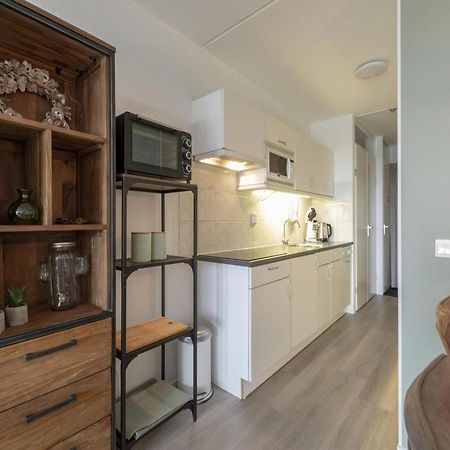 Seaside Apartment With Balcony Julianadorp Exterior photo